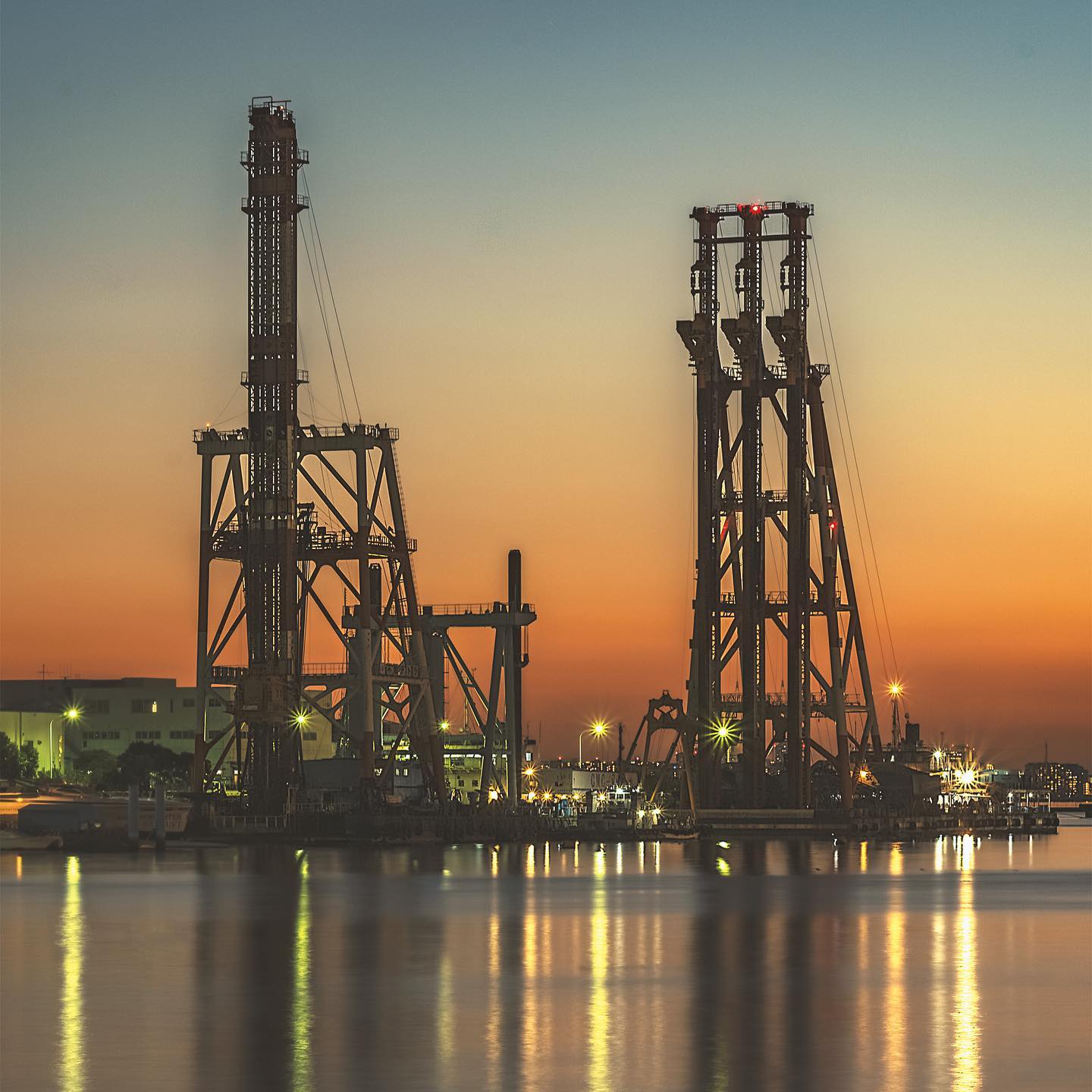 工場を撮りに行って正直驚いた。「factory.」というレタッチ作品ができるまで